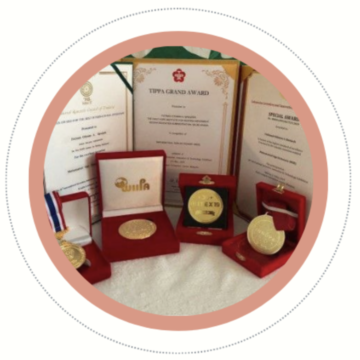 المشاركة في معرض itex19 بدولة ماليزيا والحصول على أربع ميداليات ذهبية. وكانت من أهم التوصيات ترجمة القاموس الإشاري للرياضيات إلى لغات عالمية مثل الإنجليزية والصينية والروسية - لتعم فائدته.